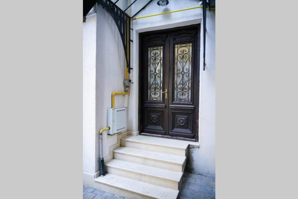 Marvellous Design 2Br Old Town Apartment Bucharest Exterior photo